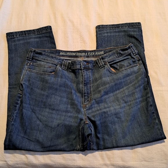Duluth Trading Co men's size 42x30 Ballroom Double Flex jeans - Picture 5 of 6